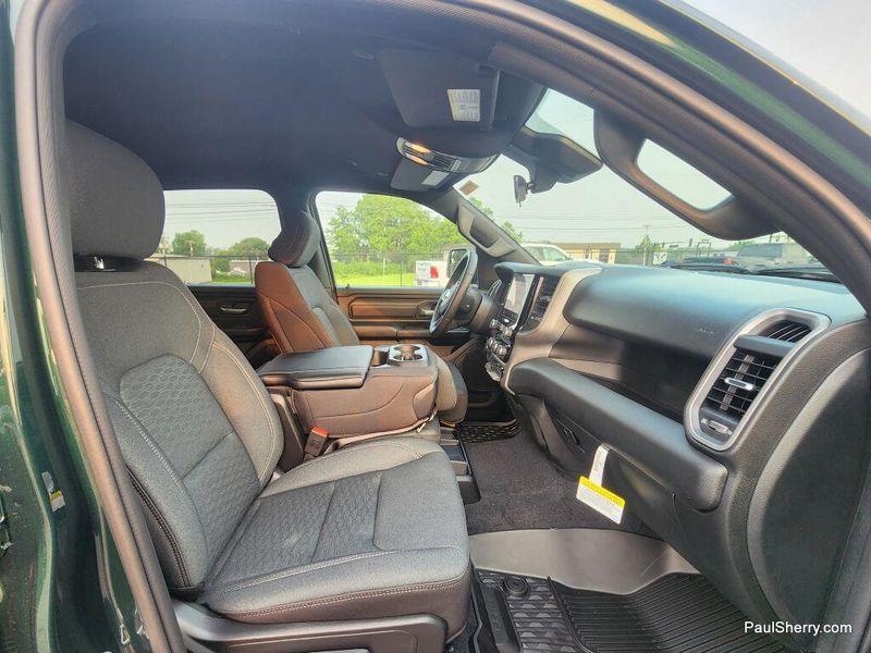 New 2026 RAM 1500 Warlock Crew Cab 4x4 5'7' Box