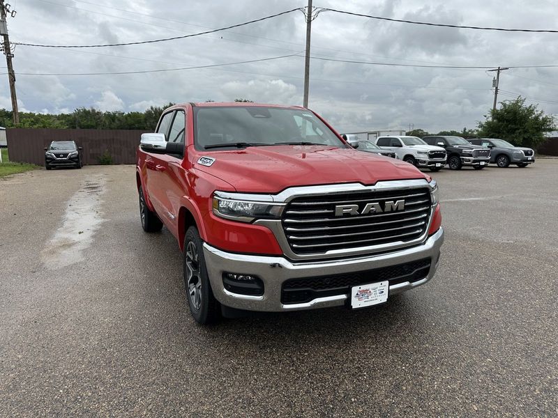 2025 RAM 1500 Laramie Crew Cab 4x4 5