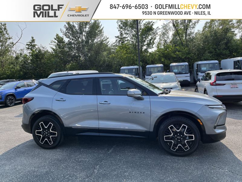 2023 Chevrolet Blazer RS photo 4