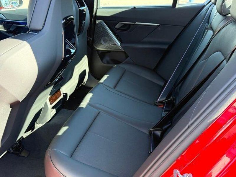 New 2026 BMW M5 BaseImage 25