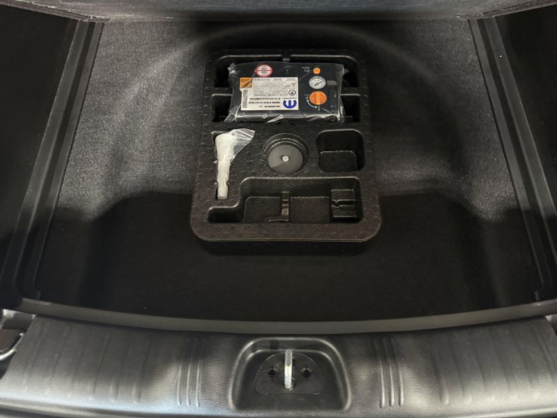 Used 2024 Jeep Compass LimitedImage 6