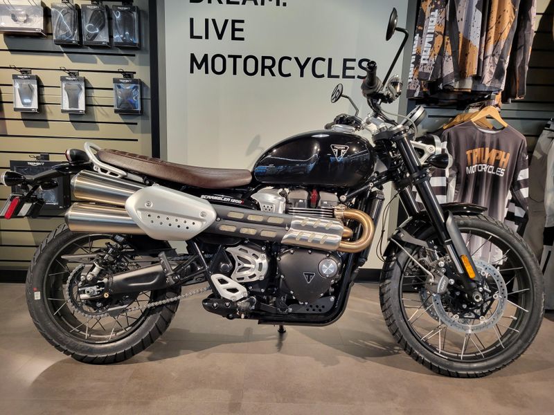 New 2025 Triumph SCRAMBLER 1200 X 