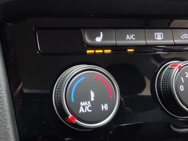 Used 2025 Volkswagen Taos S 4-Motion AWDImage 6