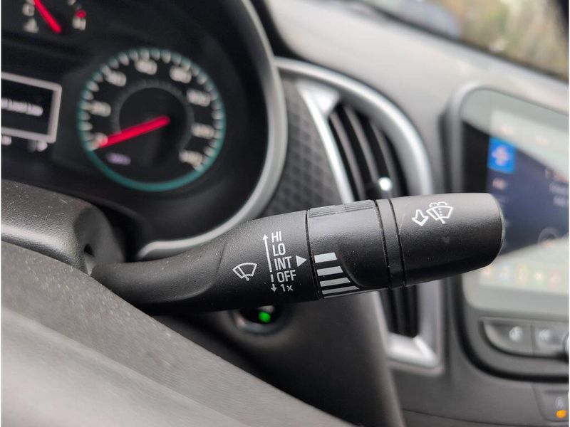 Used 2023 Chevrolet Malibu LTImage 25