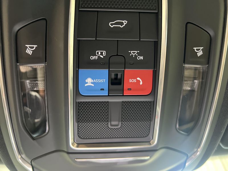 Used 2025 Jeep Grand Cherokee LimitedImage 40