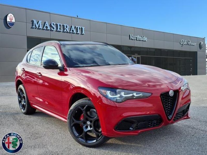 2025 Alfa Romeo Stelvio Tributo Italiano AwdImage 1