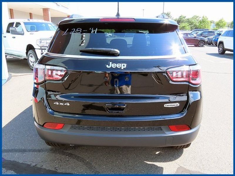 2024 Jeep Compass Latitude LuxImage 6