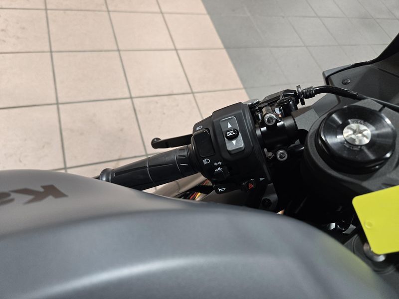 NEW 2026 KAWASAKI NINJA ZX6R ABS Image 19