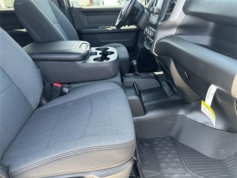 2023 Ram 2500 Tradesman photo 12