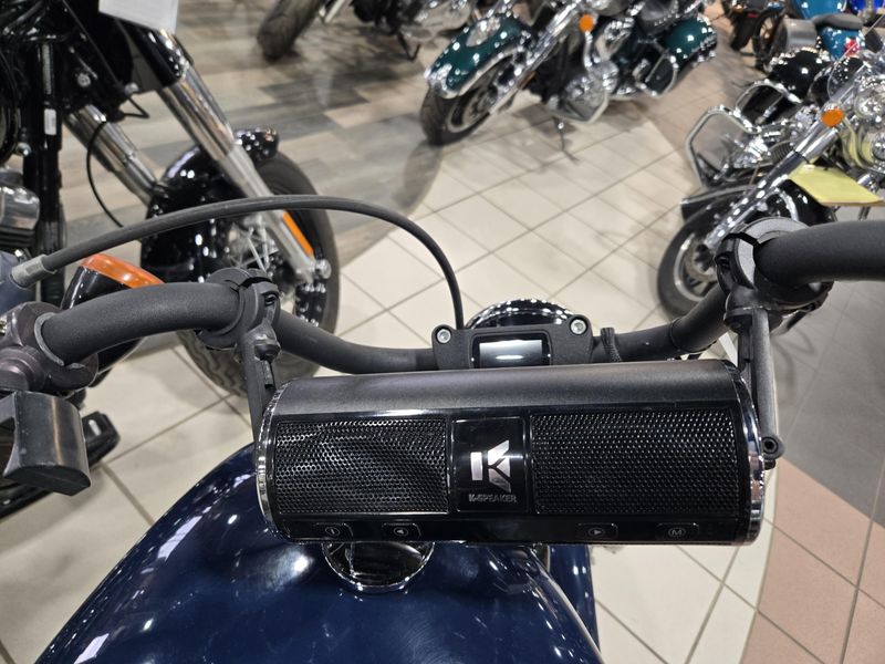 USED 2019 HARLEY SOFTAIL STREET BOB Image 11