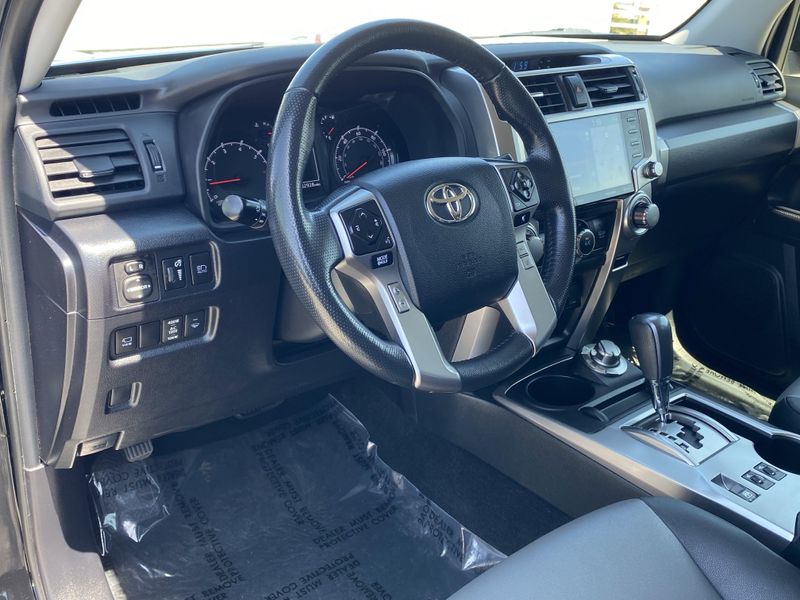 2024 Toyota 4Runner SR5 PremiumImage 17