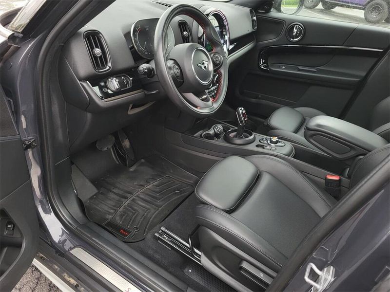 2021 MINI Countryman ClassicImage 27
