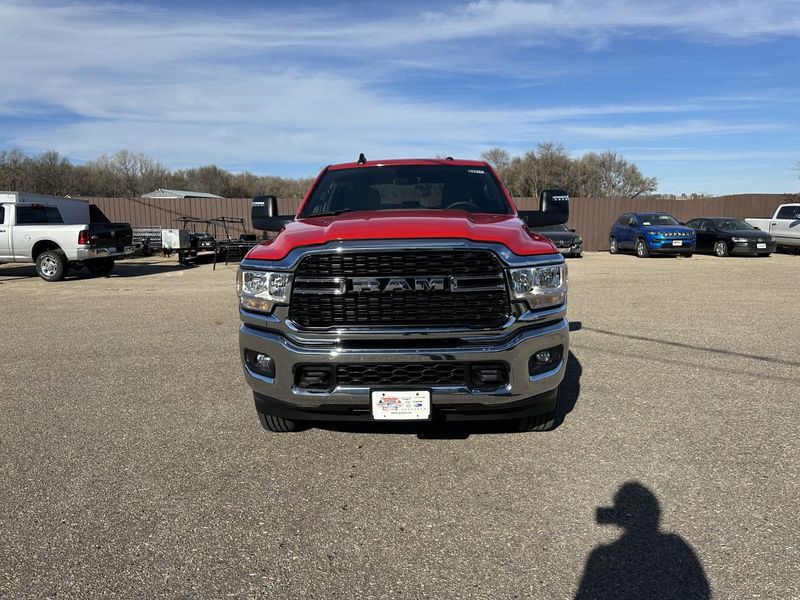 2024 RAM 3500 Big Horn Crew Cab 4x4 8