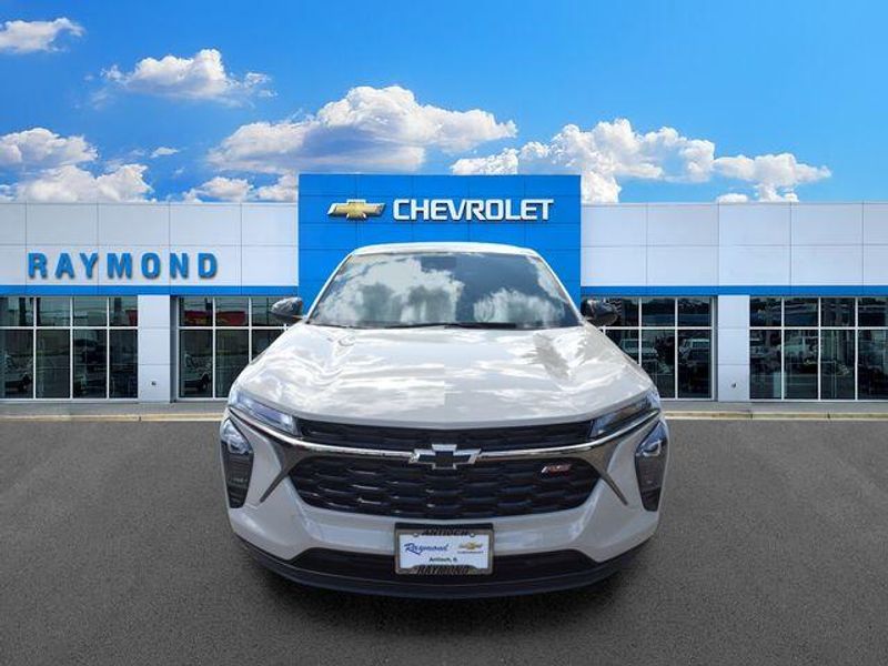 New 2026 Chevrolet Trax 1RSImage 9