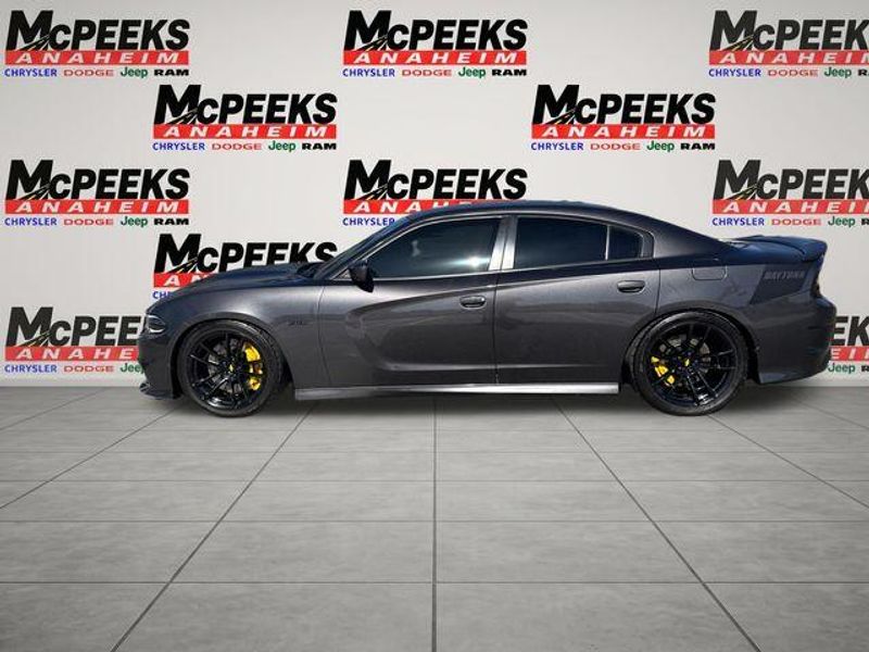 Used 2018 Dodge Charger R/T Daytona 392Image 2