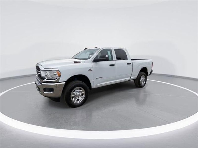 2022 RAM 2500 TradesmanImage 4