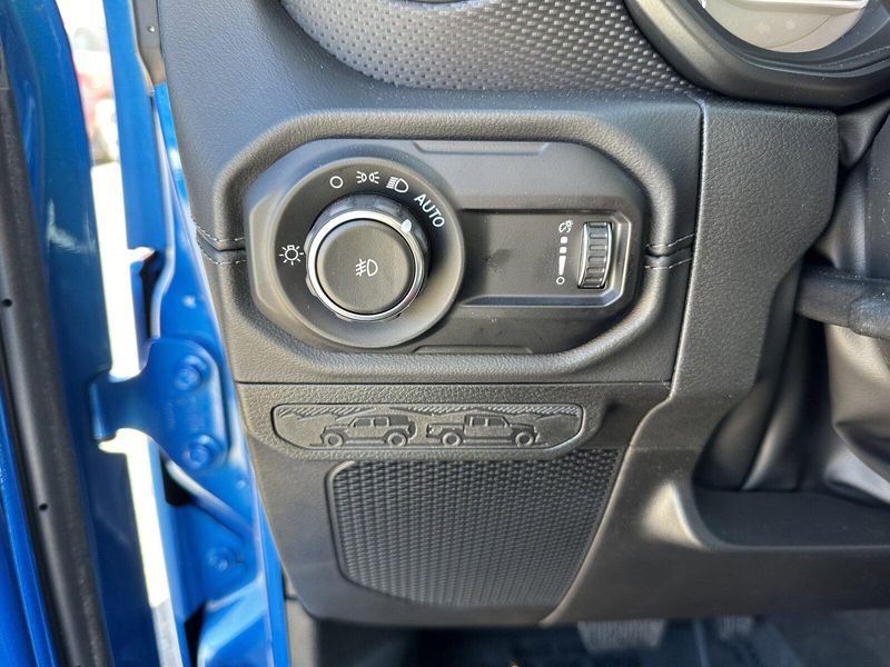 2024 Jeep Wrangler Rubicon 392Image 18