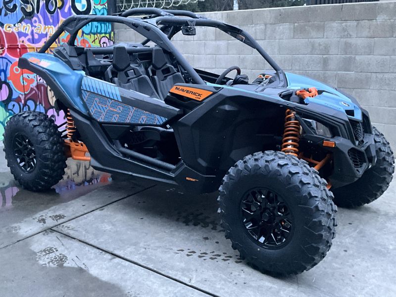 2025 Can-Am MAVERICK DS 64 TURBOImage 2
