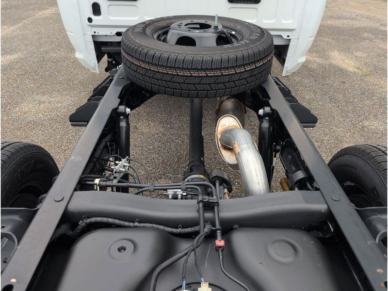 New 2026 RAM 3500 Chassis TradesmanImage 36