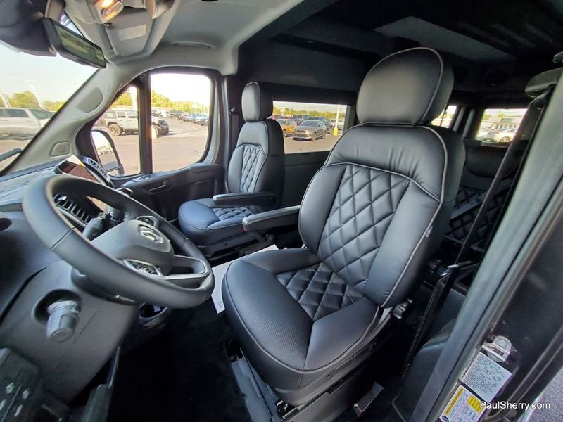 2024 RAM Promaster 3500 Slt+ Window Van High Roof 159