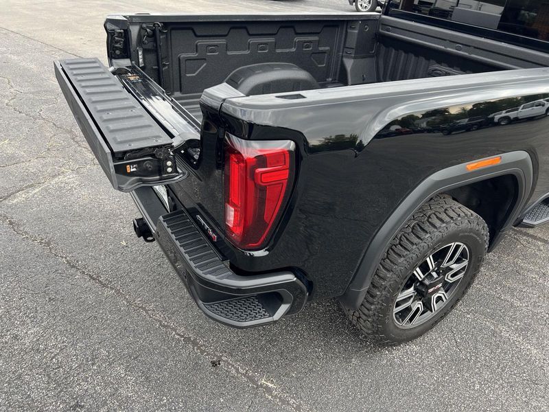 Used 2021 GMC Sierra 2500HD AT4