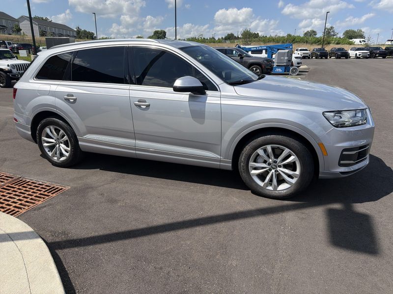 Used 2017 Audi Q7 Premium PlusImage 8