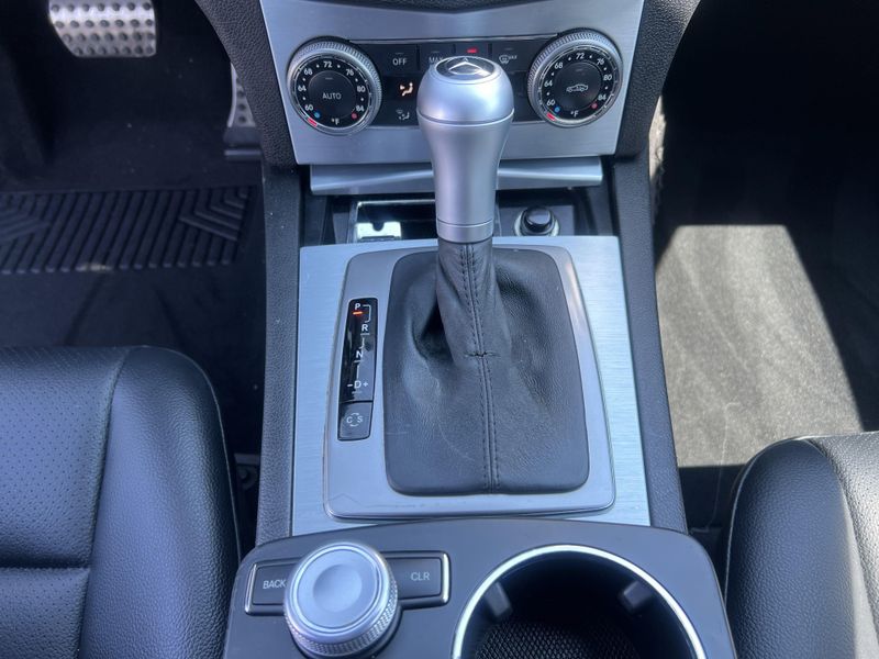 2009 Mercedes-Benz C-Class C 300Image 16