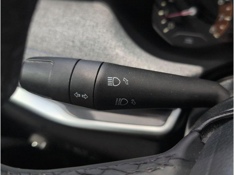 Used 2024 Jeep Compass LatitudeImage 26