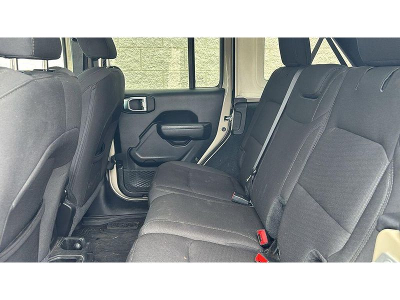 Used 2022 Jeep Wrangler Unlimited WillysImage 8