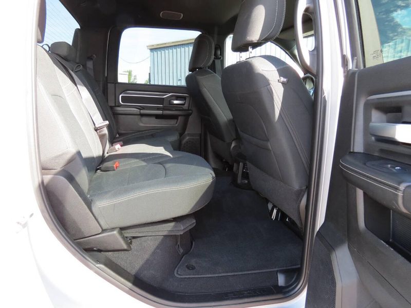 Used 2026 RAM 2500 Big Horn 4x4 4dr Crew Cab 6.3 ft. SB PickupImage 21
