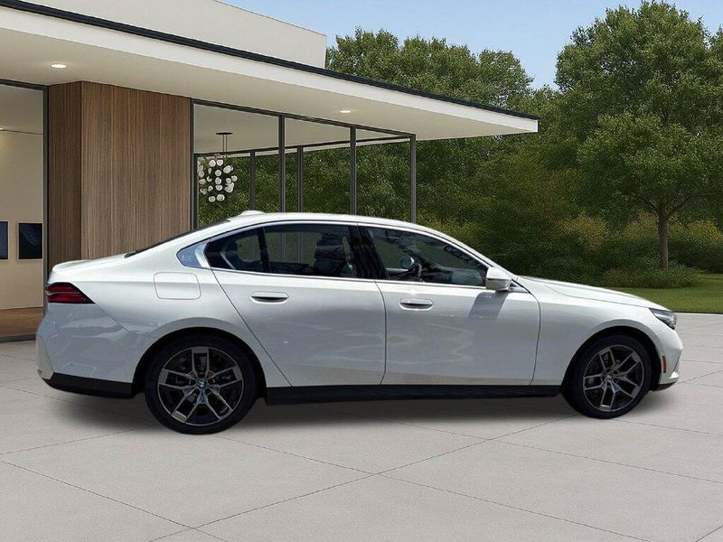 New 2027 BMW 5 Series 530iImage 7