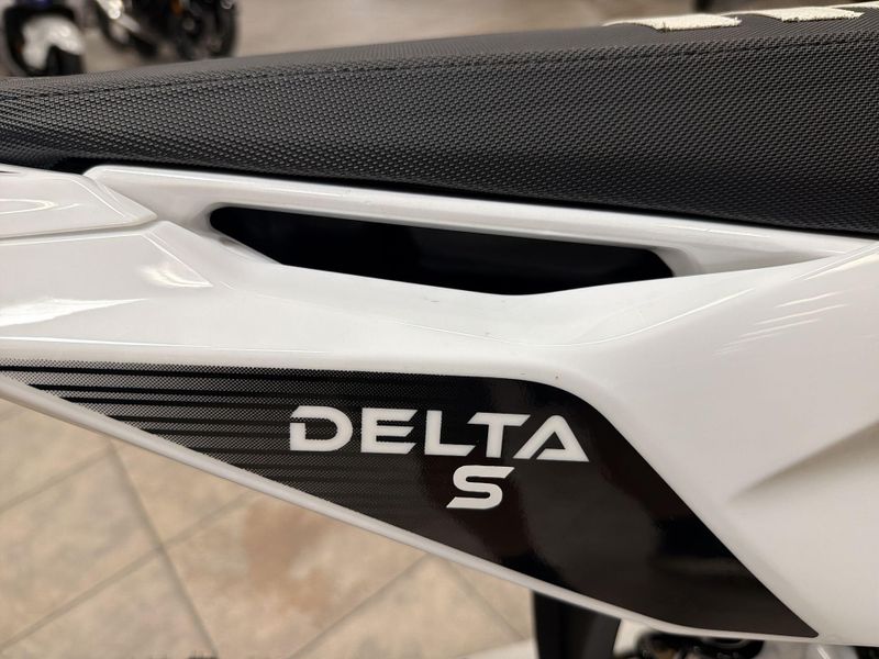 New 2026 Altis DELTA S GHOST Image 27