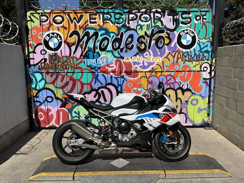 New 2026 BMW S 1000 RR Image 3