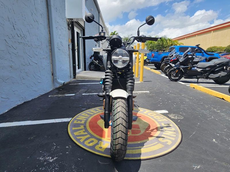 New 2026 Royal Enfield Guerrilla Image 2
