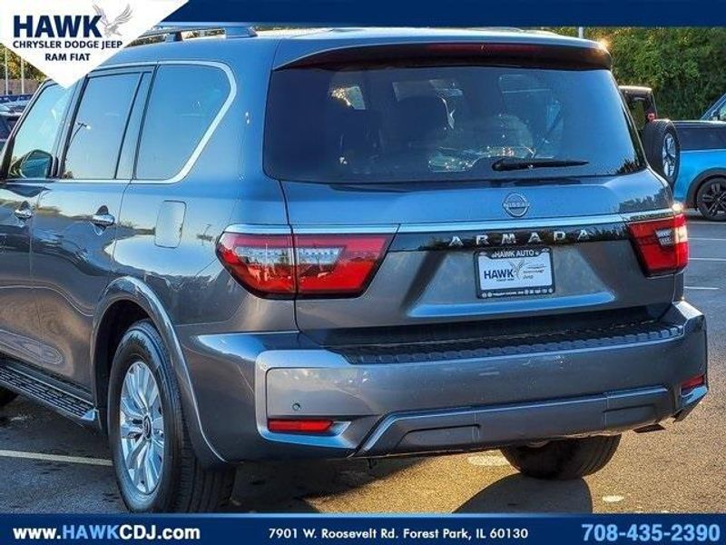 2023 Nissan Armada SV photo 3