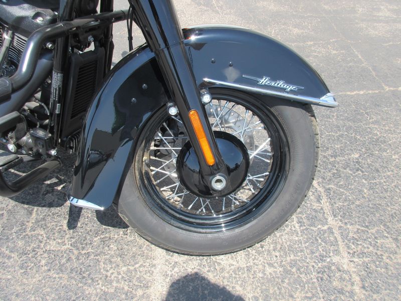 USED 2023 HARLEY SOFTAIL HERITAGE SOFTAIL CLASSIC 114 Image 19