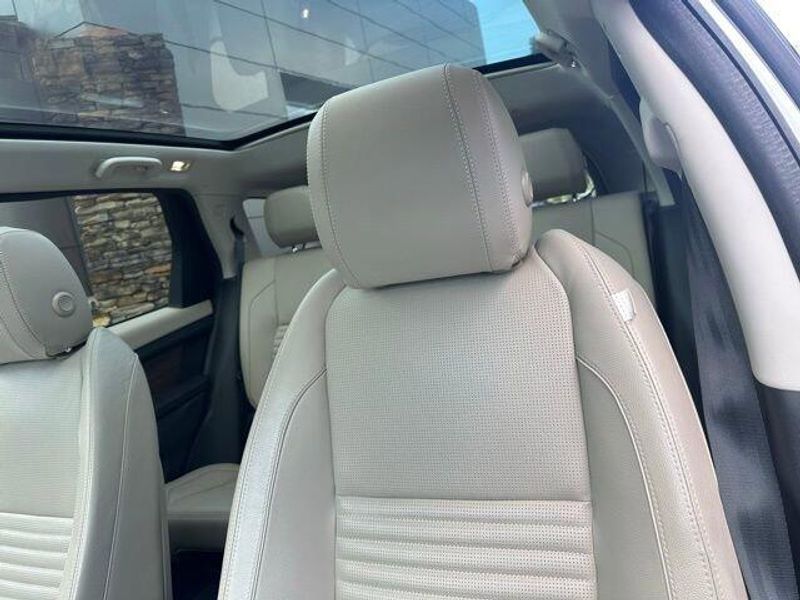 2020 Land Rover Discovery Sport SE