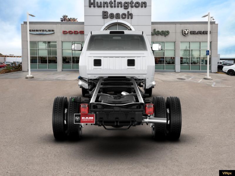 2022 RAM 5500 Chassis Tradesman Regular Cab Belco BodyImage 6