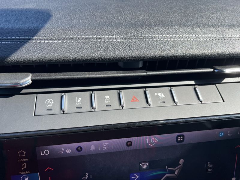 New 2026 Jeep Grand Cherokee Limited 4x4Image 16