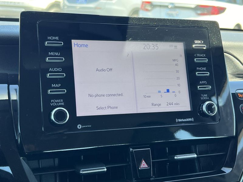Used 2022 Toyota Camry SEImage 12