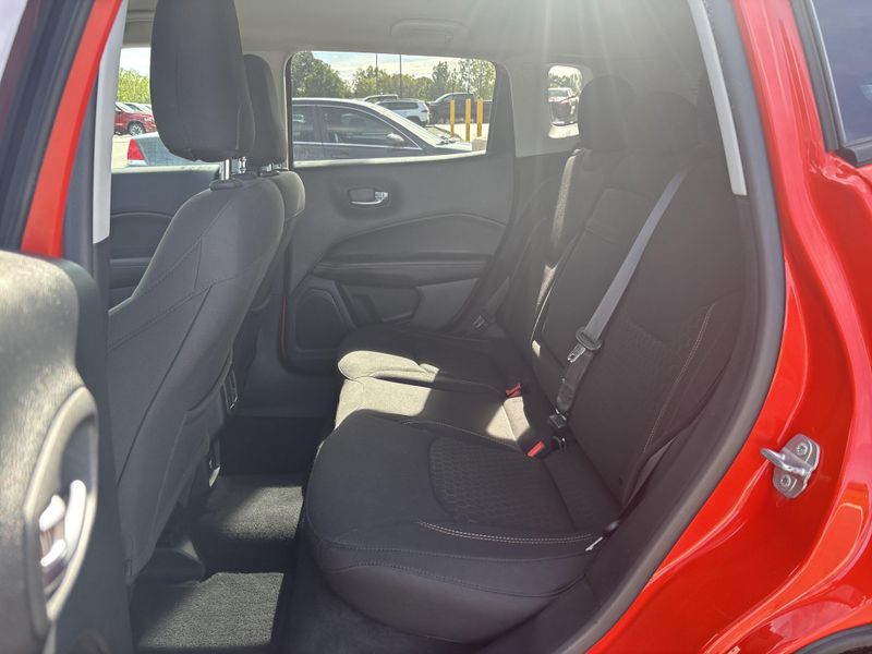 Used 2017 Jeep New Compass SportImage 31