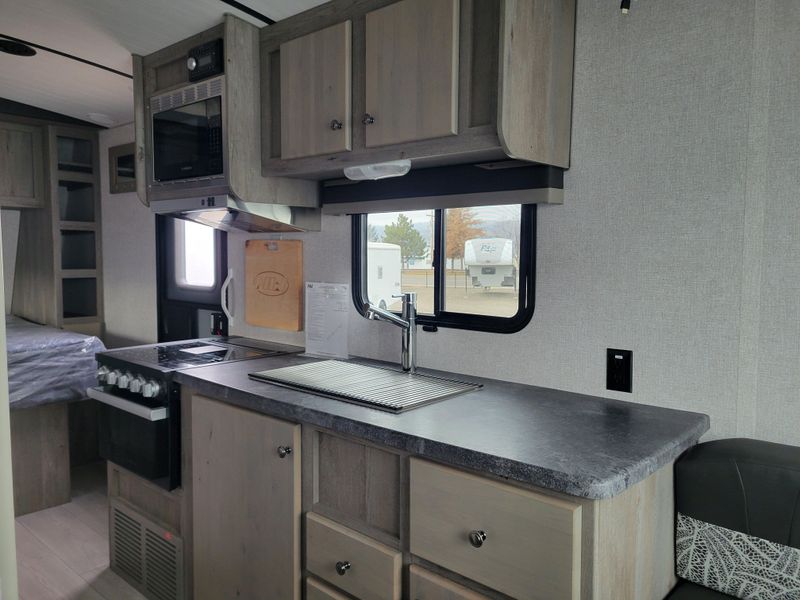 New 2026 NORTHWOOD MFG Nash 17KImage 10
