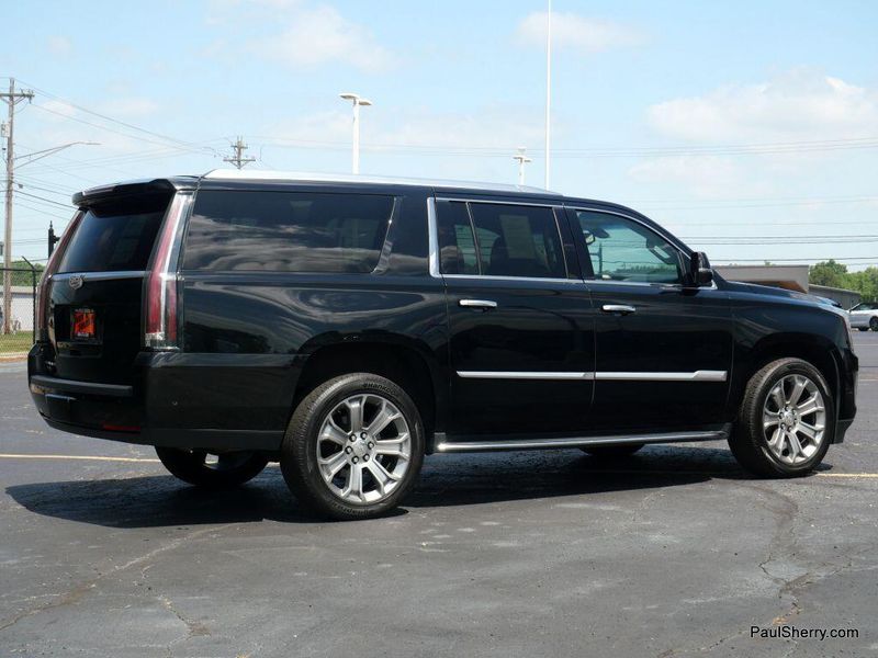 Used 2019 Cadillac Escalade ESV 
