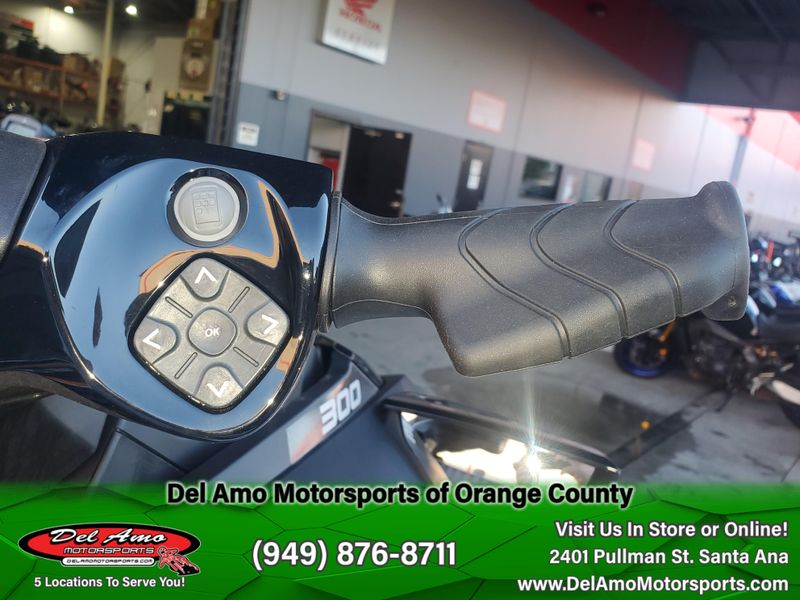 2024 Sea-Doo GTX LIMITED 300 (SOUND SYSTEM) Image 14