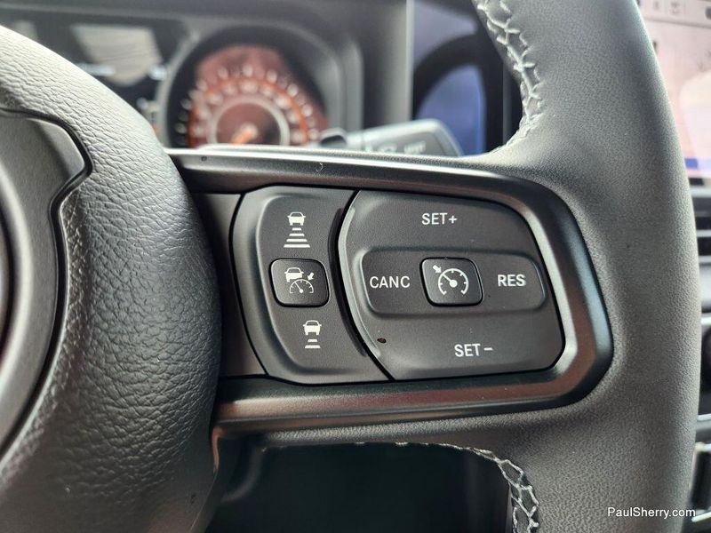 New 2025 Jeep Wrangler 4-door Sport S