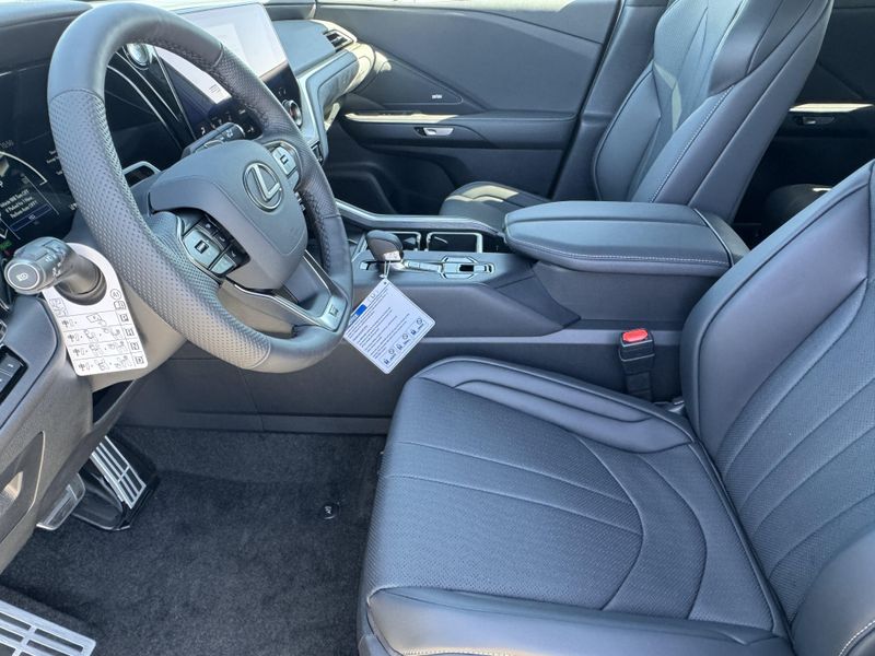 New 2026 Lexus TX 500h F SPORT Performance PremiumImage 20
