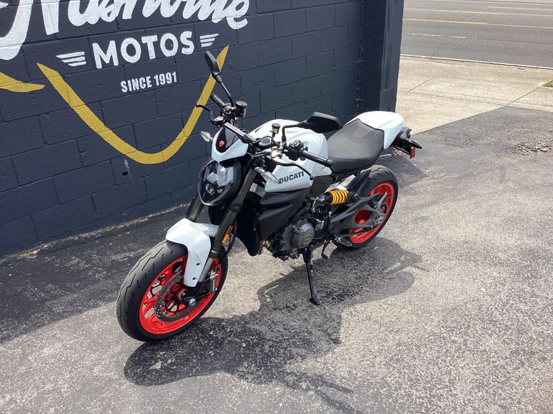 New 2027 Ducati MONSTER 896 