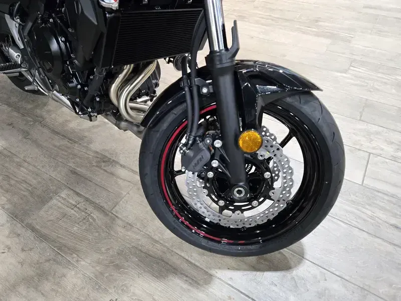NEW 2025 KAWASAKI Z650 Image 3