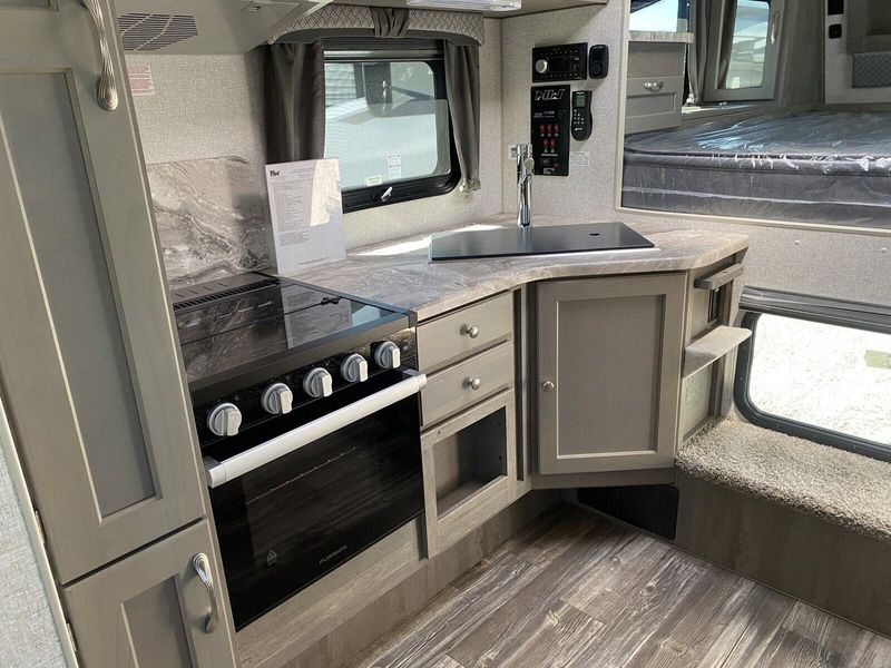 2024 ARCTIC FOX 1150 W/Gen Image 8