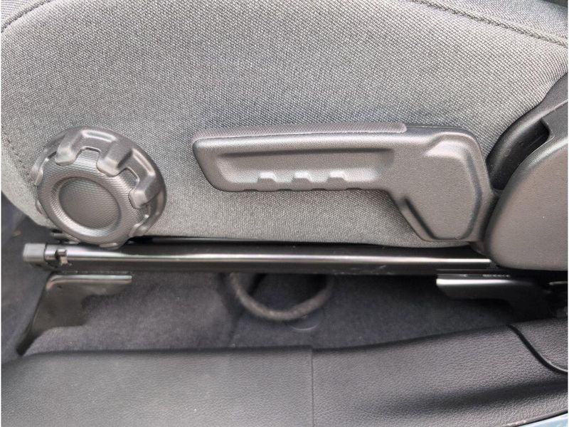 New 2026 Jeep Wrangler 4-door Sport SImage 12